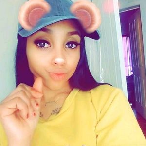 Meet your Posher, Aiyo